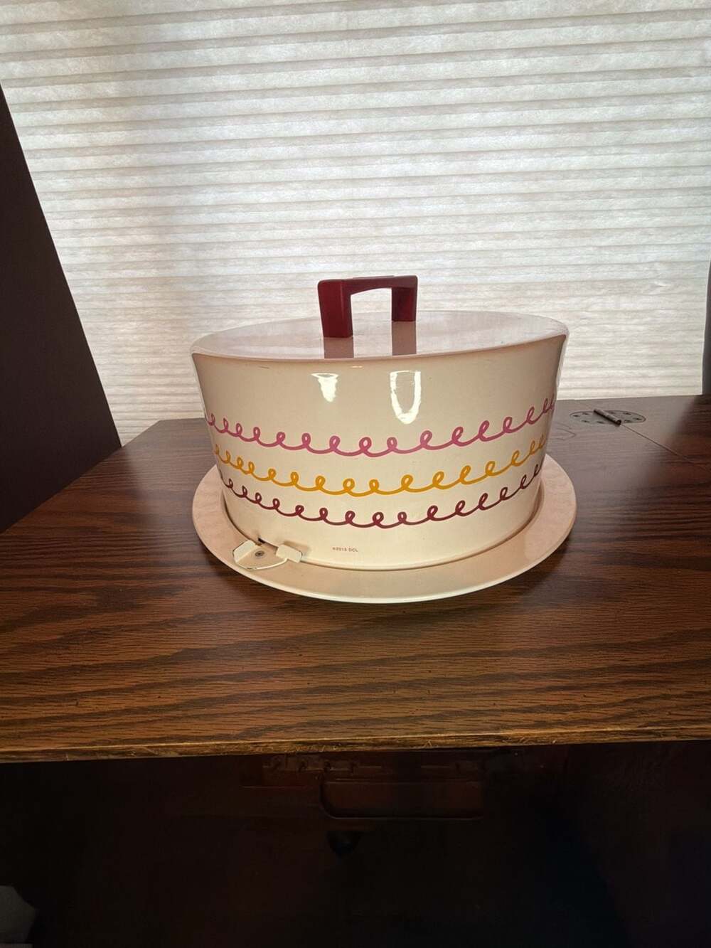 Cake Boss 2013 Enamel Metal Cake Carrier with Swirl Design and Red Handle